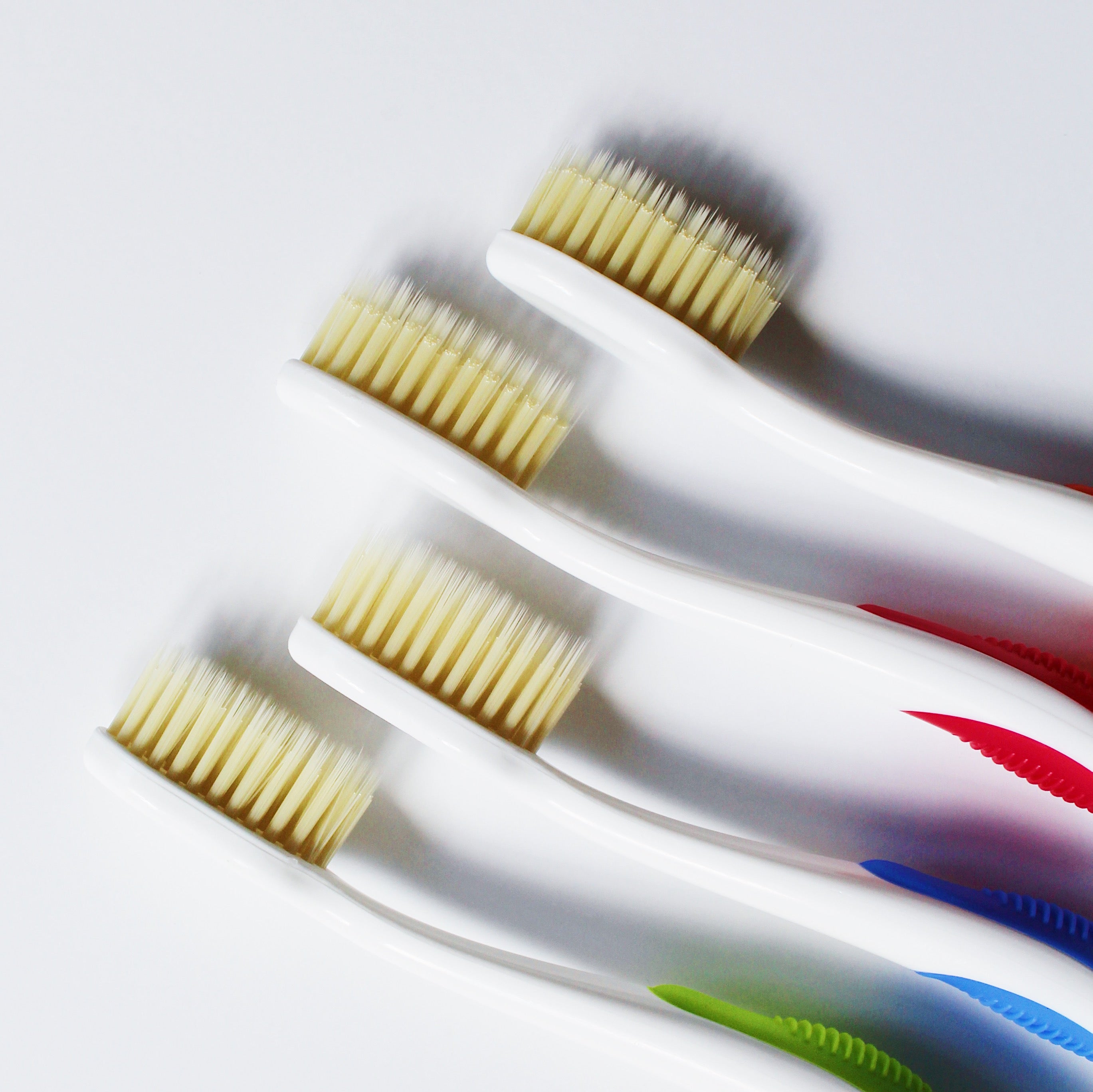 Adult 4 Pack & Toothpaste - Assorted Colors – Mouth Watchers